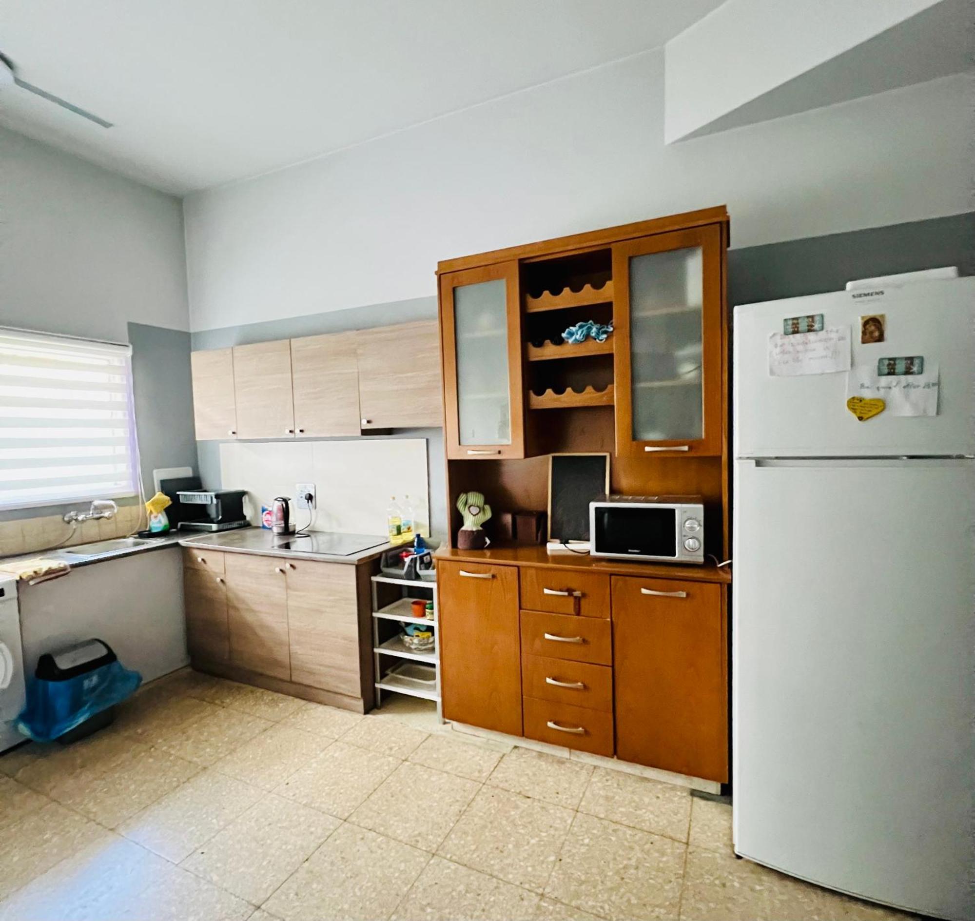 Homestay Past Or Tail