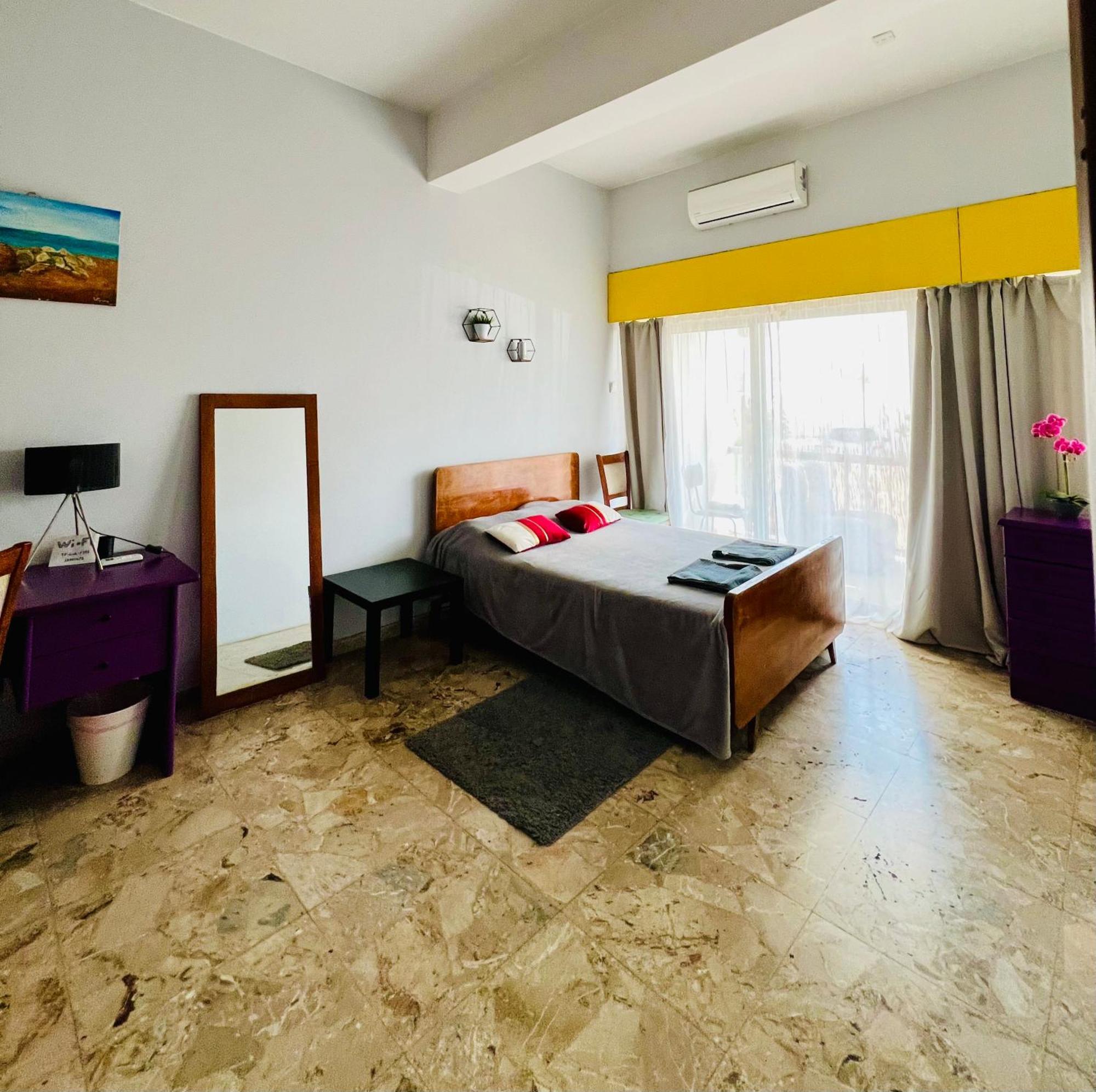Past Or Tail Homestay *